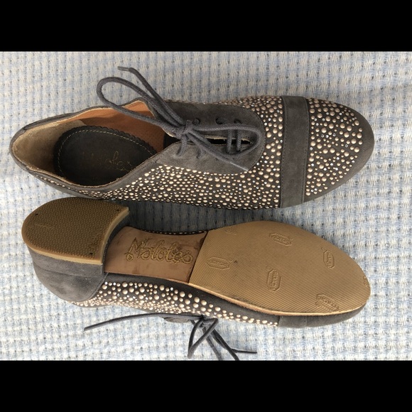 🩶MALOLES - Grey Richelieu - Suede lace up shoes with rhinestones - Picture 3 of 5